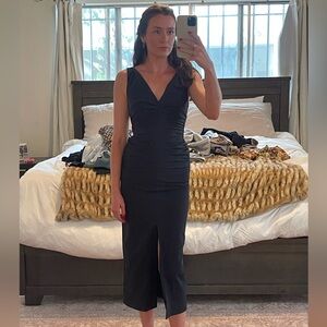 Cinq a Sept black ruched dress very flattering, Sz XS
